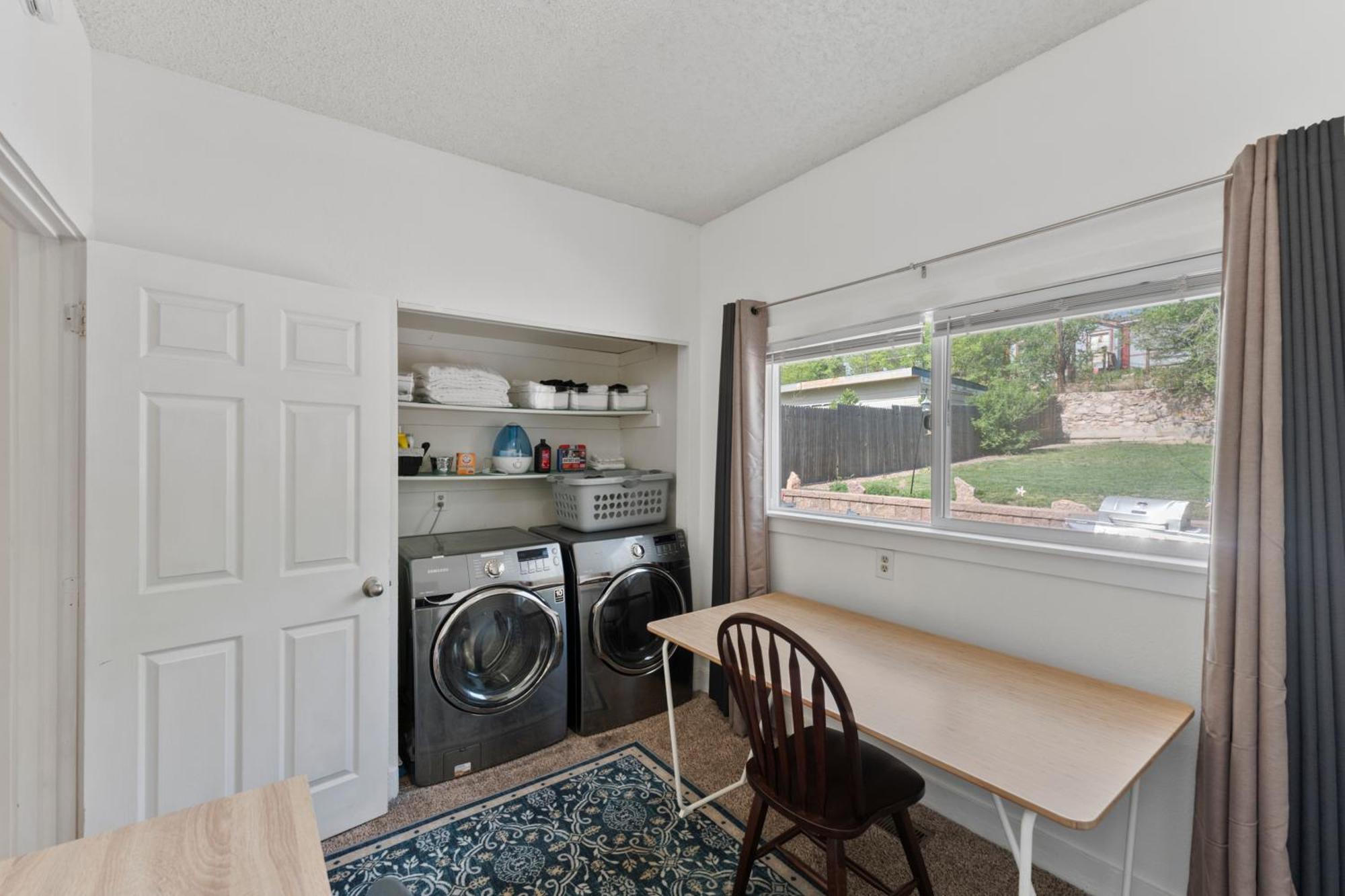 3 Bedroom *Downtown* With Firepit Colorado Springs Exterior foto